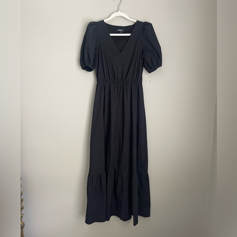 Express Small Black Puffer Sleeve V-Neck Dress